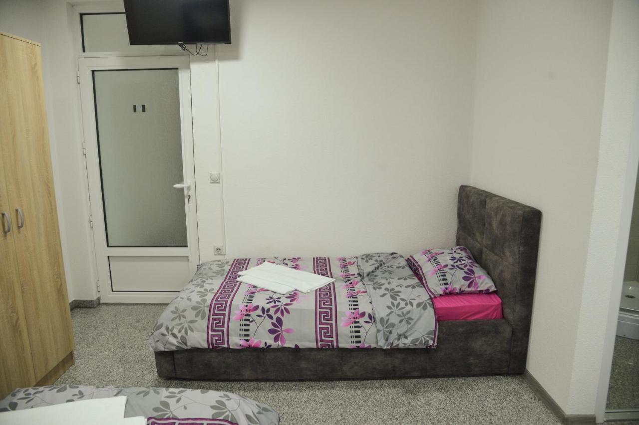 Binta Hostel Vranje Exteriér fotografie