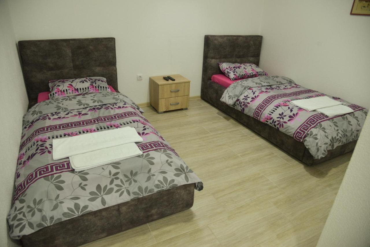 Binta Hostel Vranje Exteriér fotografie