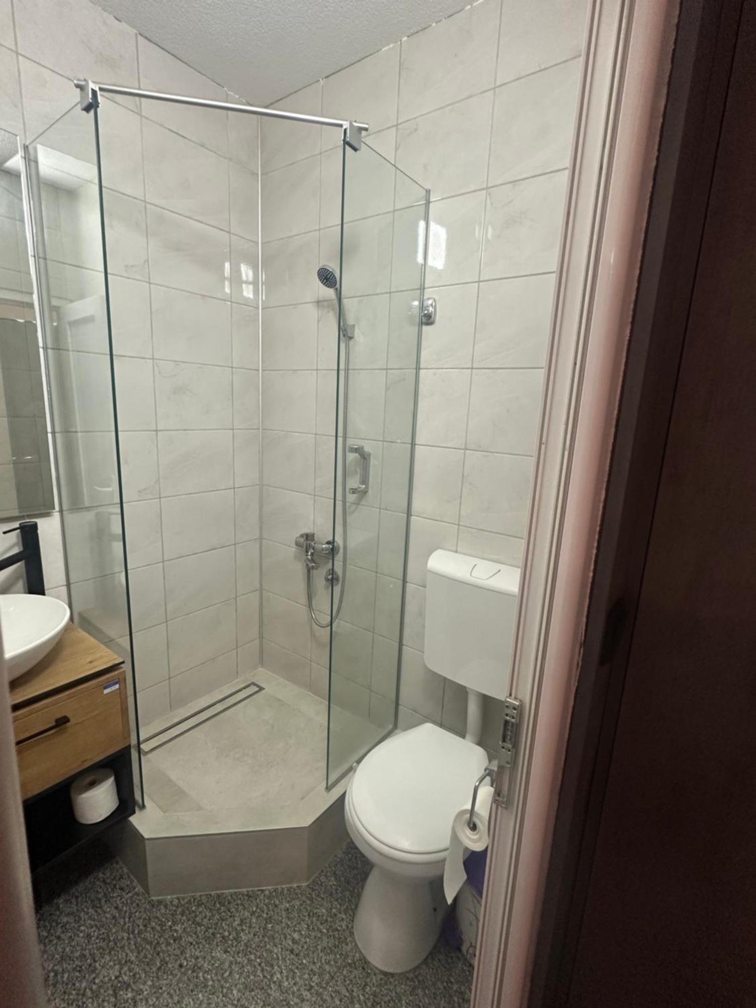 Binta Hostel Vranje Exteriér fotografie